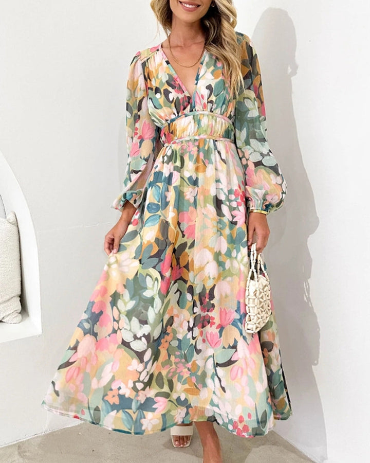Solvejg™ | Elegant kjole med blomster